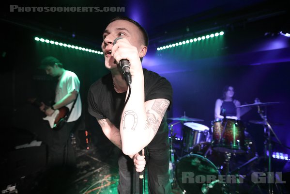TALK SHOW - 2022-11-09 - PARIS - Olympic Cafe - 